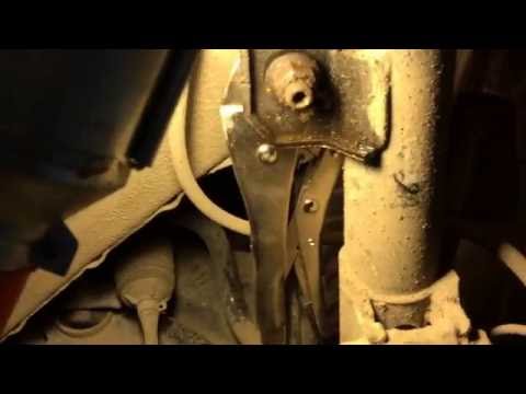 Replacement of stabilizer bars Nissan X-trail T-31