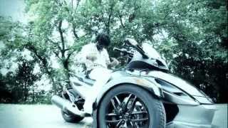 Chief Keef - We Eatin' (ft. Boss Brick) Chief Keef - We Eatin' (ft. Boss Brick)
