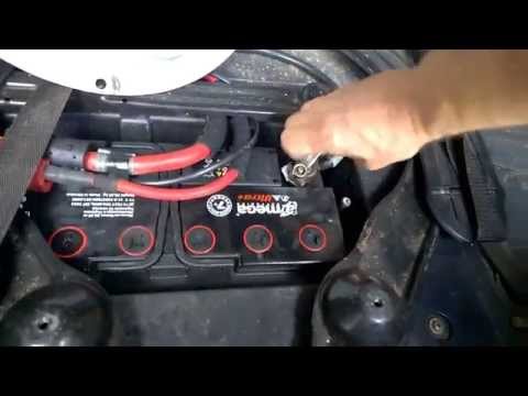 Х5 е70 как снять аккумулятор