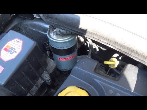 Replacing the fuel filter Opel Corsa D 2012 1.3 cdti 95HP