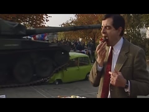 Mr Bean Car squashed by tank Auto von Panzer berrollt Video 