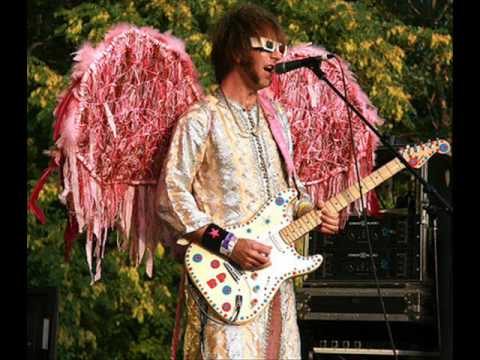 Of Montreal - She's A Rejecter