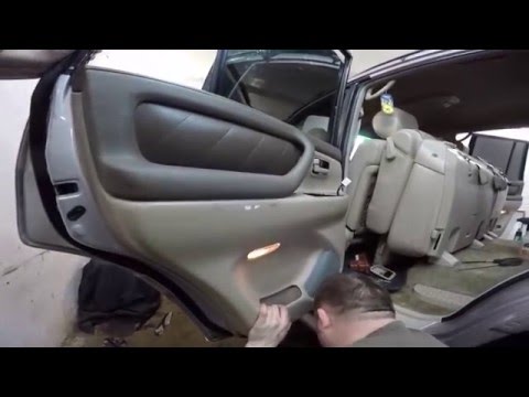 Toyota Land Cruiser 100 disassembly door (разборка двери)