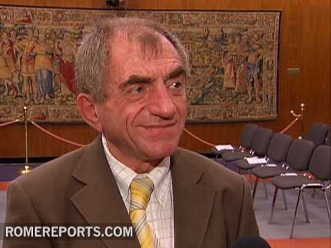 Fallece Giuseppe De Carli  el vaticanista de la RAI