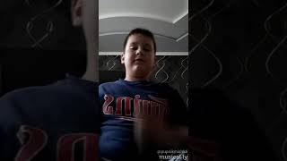 Подарите этой красотке шампунь Подарите этой красотке шампунь