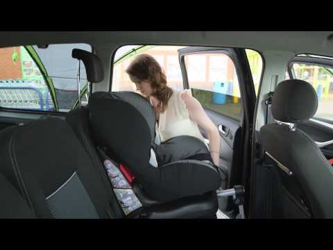How to fit a forward-facing car seat with a seatbelt