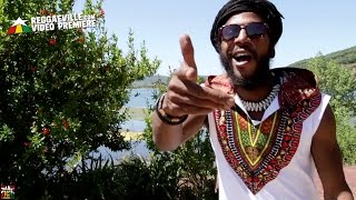 Tiwony - L'or sort de la boue Tiwony - L'or sort de la boue