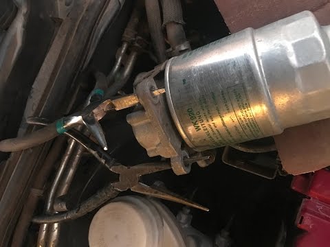 CAMBIO DE FILTRO PETROLEO MITSUBISHI L200 (Cabeceo solucionado)