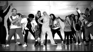 Puff Daddy & The Family - Finna Get Loose (feat. Pharrell) Puff Daddy & The Family - Finna Get Loose (feat. Pharrell)