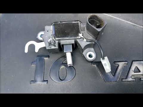 Ремонт ВАЗ 2170 (Приора) : Проверка и замена регулятора напряжения со щеткодержа