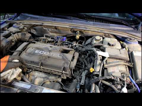 Замена масла в двигателе и фильтров Chevrolet Cruze Шевроле Круз 2011 года