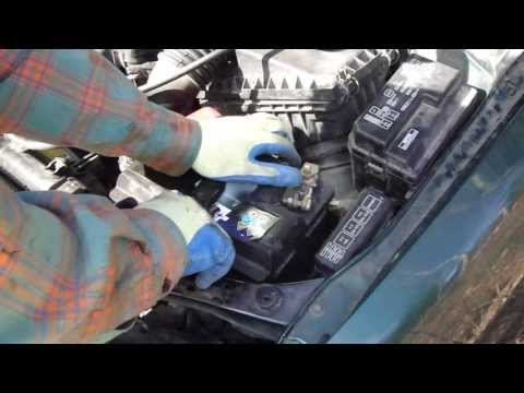 How to change battery in Toyota Corolla. Years 1996-2011