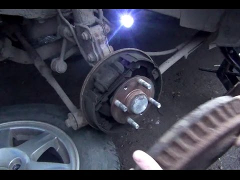 Replacement of rear brake pads and removal of the drum on KIA - Spectra