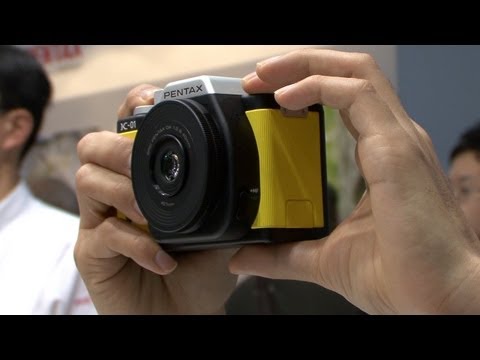 デザイナーとコラボしたミラーレス一眼カメラ - PENTAX K-01 #DigInfo