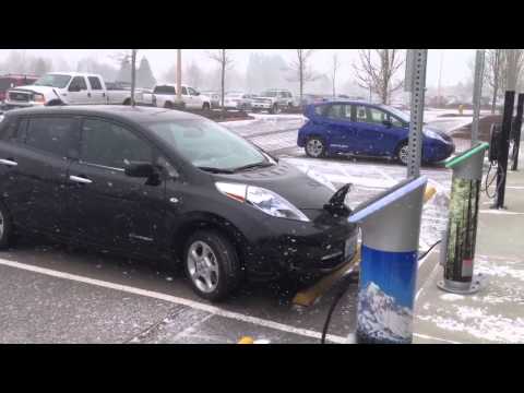 Электромобиль Nissan Leaf Тесты Зимой Электромобиль Nissan Leaf Электромобиль Nissan Leaf Тесты Зимой Электромобиль Nissan Leaf