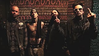 Yelawolf & Travis Barker - Push Em Yelawolf & Travis Barker - Push Em