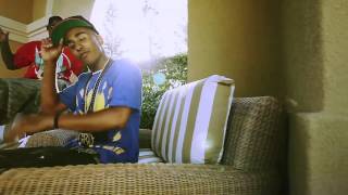 Panda vuitton - Dead fresh ( ft young l & gata ) Panda vuitton - Dead fresh ( ft young l & gata )