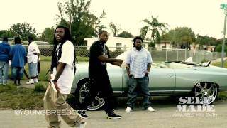 Young Breed (Triple Cs) - I Got Plugs (Feat. Young Tizo) Young Breed (Triple Cs) - I Got Plugs (Feat. Young Tizo)
