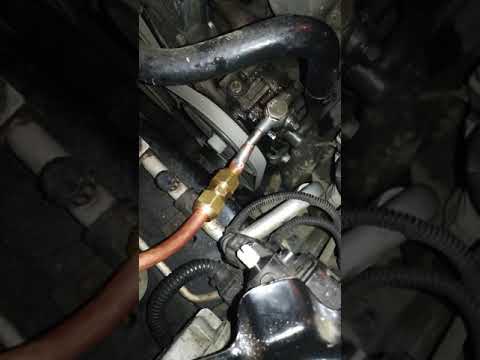 Как снять гур на киа спектра Brake hose replacement KIA Shuma
