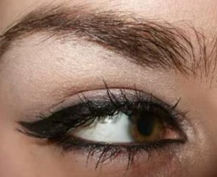 Rihanna & Angelina Jolie cat eyeliner eye make up tutorial