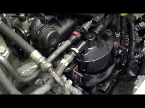 How to change the diesel fuel filter on Land Rover Freelander 2 Rover Evoque