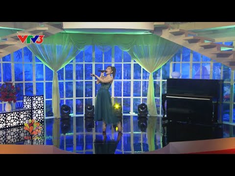 Tôi thấy hoa vàng trên cỏ xanh - Nguyễn Kiều Oanh