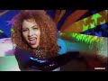Kat zingt mee met 2 Unlimited