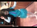 Gigi bailando golo golo
