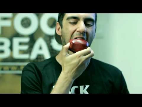 How to Eat an Apple Like a Boss