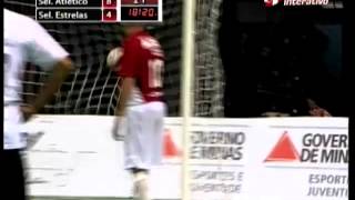 Futsal: Falcão faz golo do outro mundo