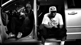 Ya Boy - T.M.U (feat. Young B The Future) Ya Boy - T.M.U (feat. Young B The Future)