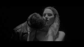 Sneazzy - Voilà (ft. Nekfeu) Sneazzy - Voilà (ft. Nekfeu)