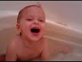 Funny Baby Laughing in Bath Tub.3GP
