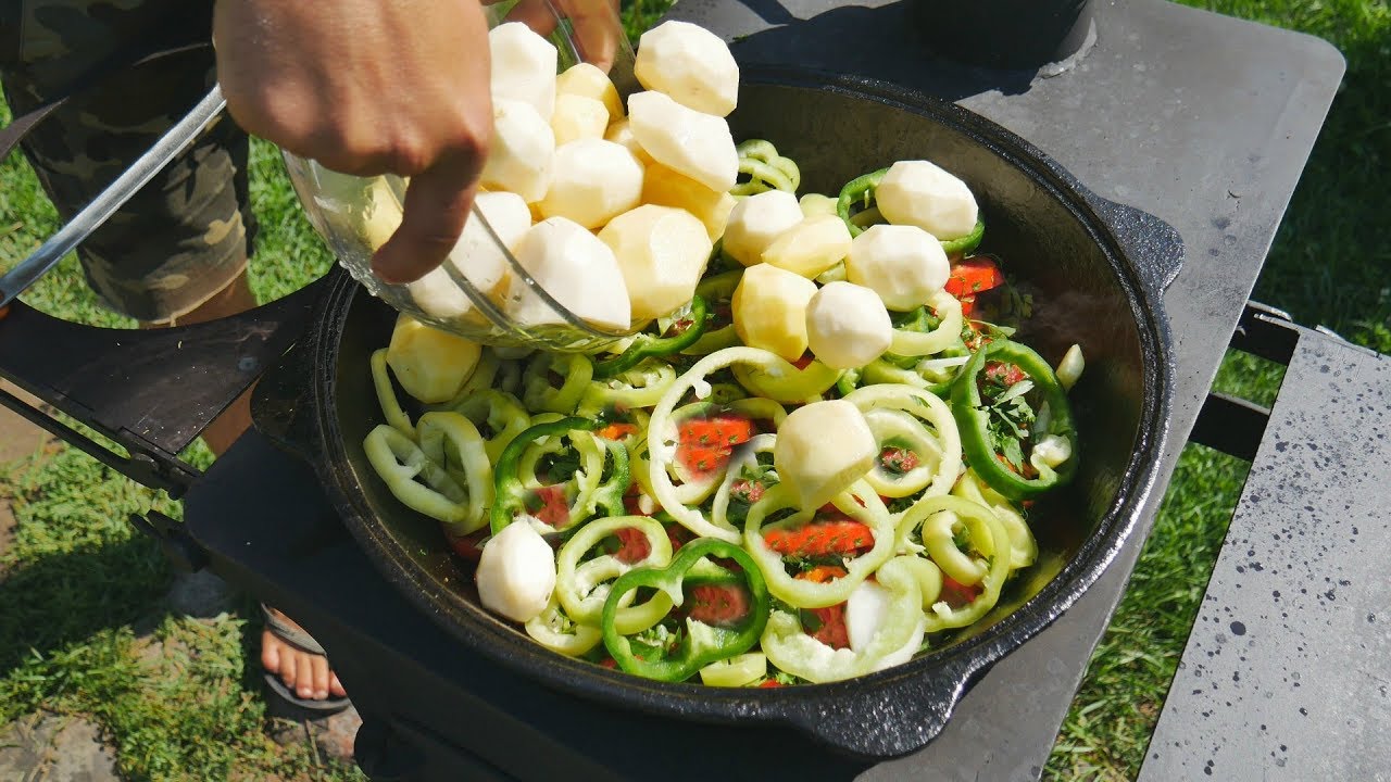 Нарханги/мясо с овощами в казане на костре 0