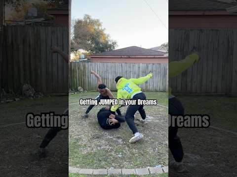 How to Survive a NIGHTMARE馃 #Shorts #Shortsfeed #Dream #funny