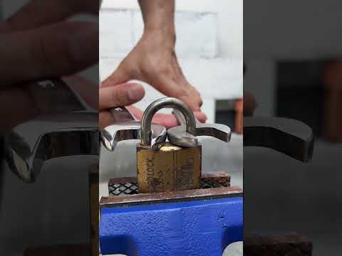 Trick to Unlock a Padlock with Two Wrenches 🔧#handyhacks #tips #diy