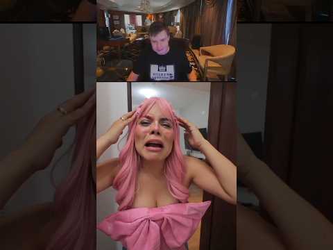 MAMA URJIDA ? REACCION @alfredolarin #comedia #reaccion #comedy #shorts #viral #humor #barbie