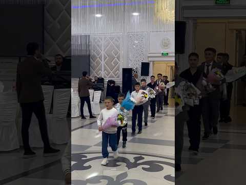 Родные братья пришли что бы проводить сестру в дальнюю дорогу 🇰🇿✅😇🔥🙏 #wedding #обряды #невесты