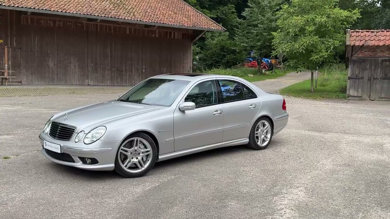 Video-voorbeeld van Mercedes-Benz E 55 AMG (2002)
