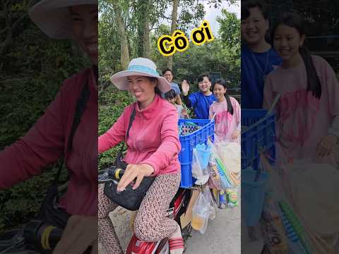 Cậu út lại tốn tiền