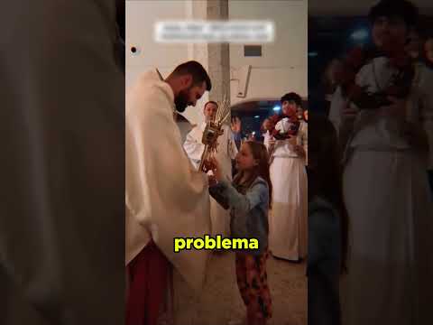 A menina queria acariciar Jesus ✝️👧 #shorts