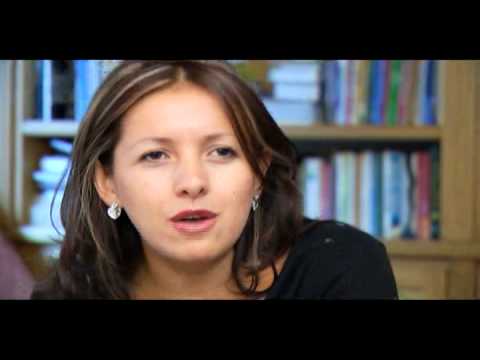 Natalia Orozco, periodista colombiana habla de la guerra en Libia