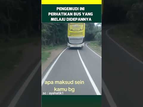 Perhatikan bus didepan #shorts