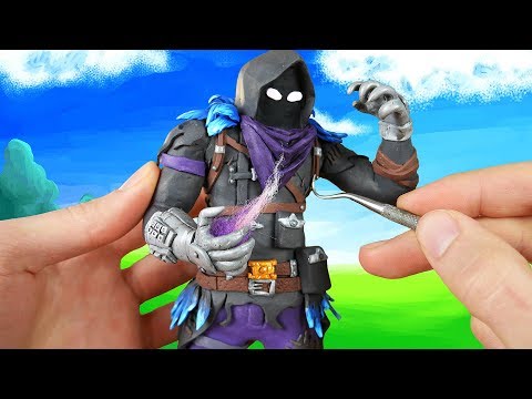 Making Raven from Fortnite: Battle Royale in Polymer Clay!