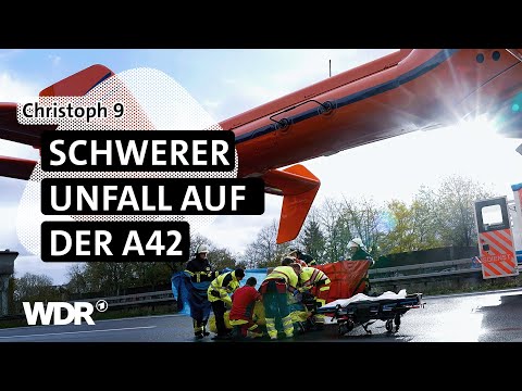 Person in Auto eingeklemmt: Luftrettung nach Verkehrsunfall | S09/E02 | Feuer & Flamme | WDR