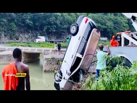 ✓Seeing MOST DANGEROUS BRIDGE In The World For The First Time | Flat Bridge Still Extremely Scary