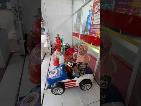 Bibi dayoh pengen naik odong odong