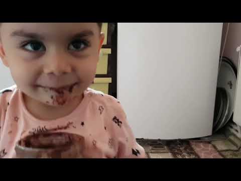 MUSA EMİR 😋 GİZLİCE ÇİKOLATA YİYOR (Johny Johny Yes Papa)
