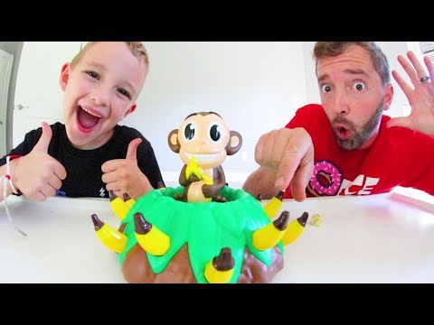 Father & Son PLAY BANANA BLAST! / Catch The Monkey!