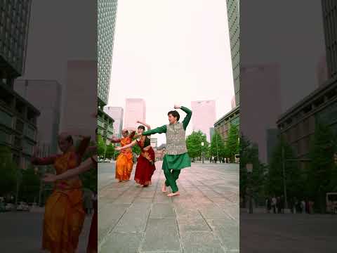 I learned #Bharatanatyam for the first time!!! #JimikkiPonnu #Varisu #vijay with @mayojapan